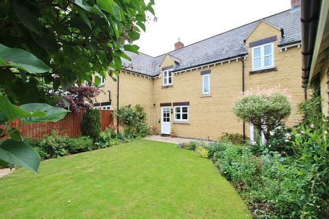 3 bedroom semi-detached house for sale, Larch Lane, Witney, OX28