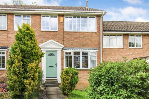 3 bedroom terraced house for sale, Aire Grove, Yeadon, Leeds, West Yorkshire, LS19