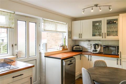 3 bedroom terraced house for sale, Aire Grove, Yeadon, Leeds, West Yorkshire, LS19