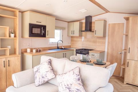 2 bedroom static caravan for sale, Carnaby Silverdale Beverley Park, Paignton TQ4