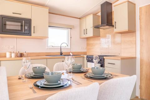 2 bedroom static caravan for sale, Carnaby Silverdale Beverley Park, Paignton TQ4