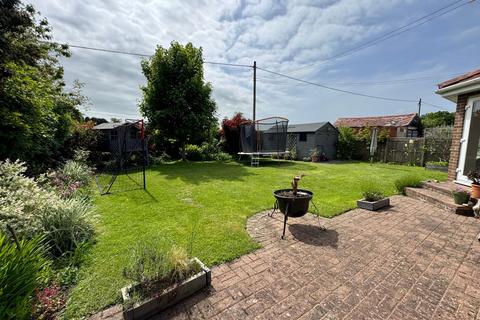 4 bedroom detached house for sale, Cheviot View, Ponteland, NE20