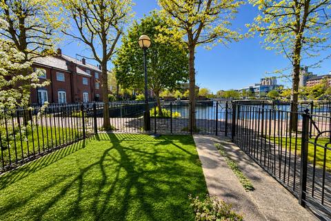 3 bedroom townhouse for sale, Merchants Quay, Salford, M50