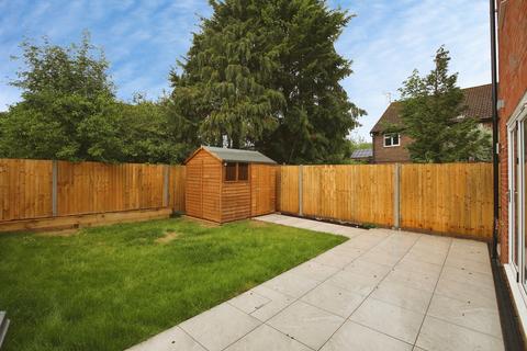 3 bedroom end of terrace house for sale, Pentons Close, Holybourne, Alton, Hampshire, GU34