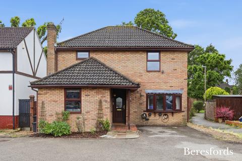 Fyfield Close, West Horndon, CM13