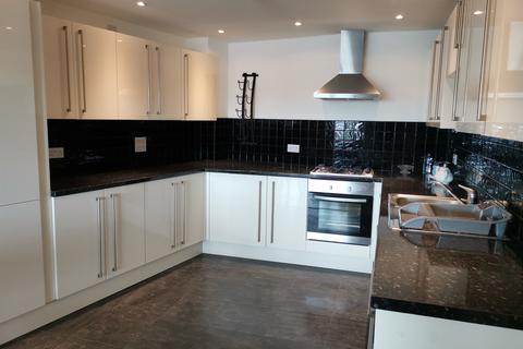 1 bedroom flat to rent, The Crescent, Plymouth, PL1