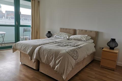 1 bedroom flat to rent, The Crescent, Plymouth, PL1