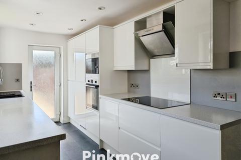 3 bedroom end of terrace house for sale, Conway Road, Newport NP19