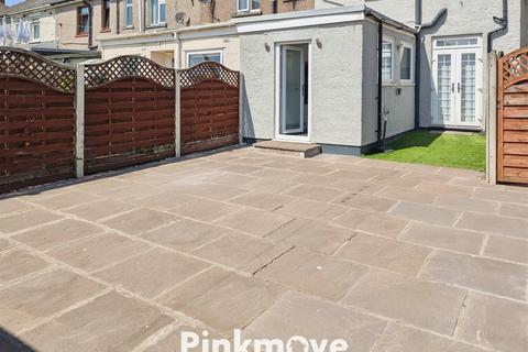 3 bedroom end of terrace house for sale, Conway Road, Newport NP19