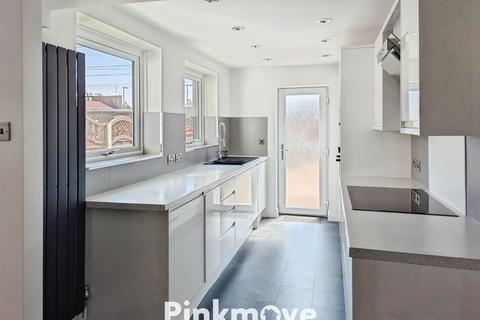 3 bedroom end of terrace house for sale, Conway Road, Newport NP19