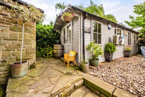 2 bedroom terraced house for sale, Platt Street, Padfield, SK13