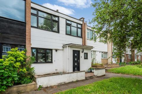 Boston Manor Road, TW8