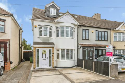 Eastwood Drive, Rainham