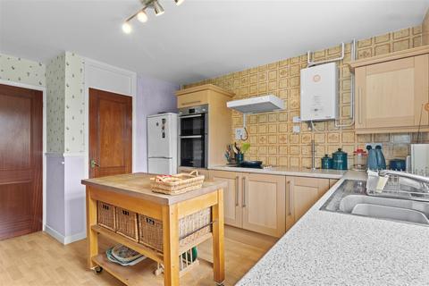 3 bedroom semi-detached house for sale, Glynleigh Drive, Polegate BN26