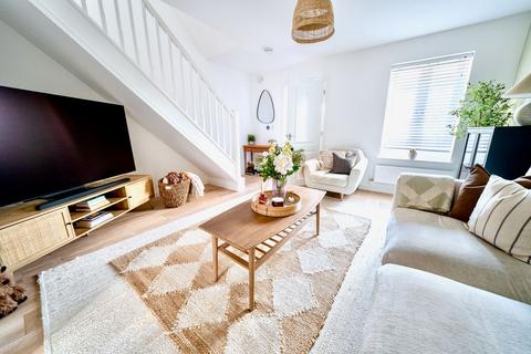2 bedroom semi-detached house for sale, Poplar Road, Aberbargoed, CF81