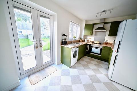 2 bedroom semi-detached house for sale, Poplar Road, Aberbargoed, CF81