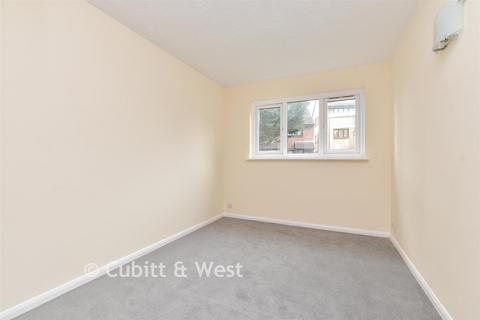 2 bedroom ground floor flat for sale, Adams Way, Croydon CR0