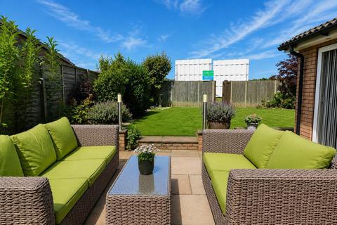 4 bedroom detached house for sale, Medlar Drive, Welton,