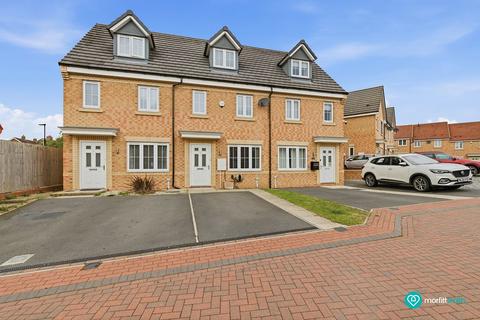 3 bedroom townhouse for sale, Imperial Close, Mosborough, S20 5FR