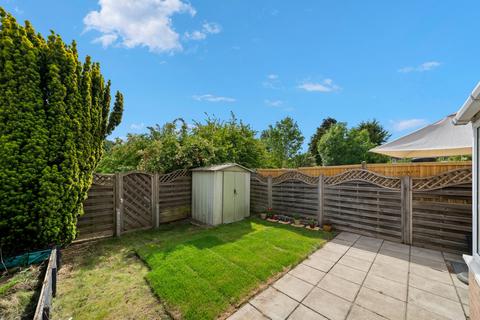 3 bedroom terraced house for sale, Bennett Close, Cobham, KT11