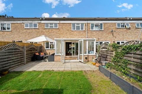 3 bedroom terraced house for sale, Bennett Close, Cobham, KT11