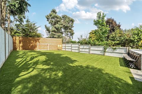 4 bedroom detached house for sale, Denbridge Road, Bickley, Kent, BR1
