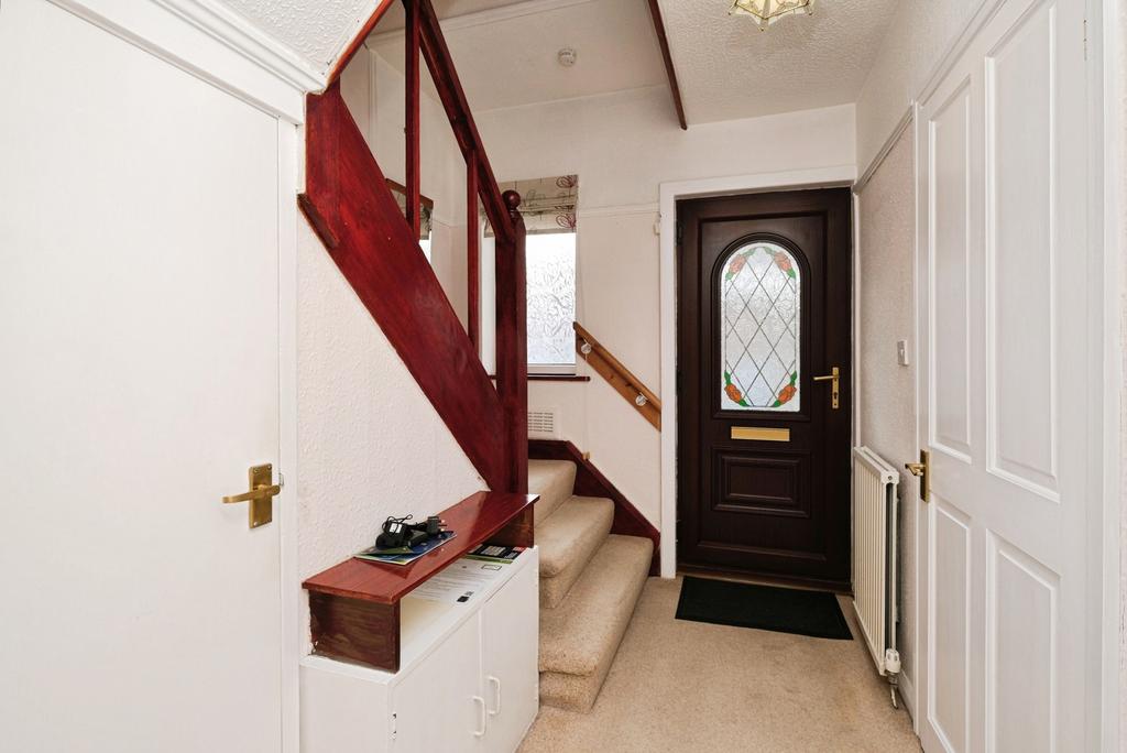 Southmead Road, Liverpool, Merseyside, L19 - View 2