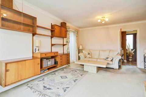 4 bedroom detached house for sale, Fyfe Grove, Shipley BD17