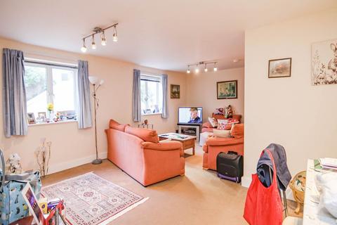 2 bedroom flat to rent, Rozel House, Birnbeck Road, Weston-super-Mare