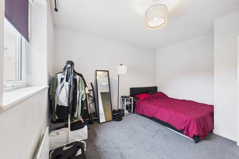 Yeoman Drive, Stanwell, Surrey, TW19