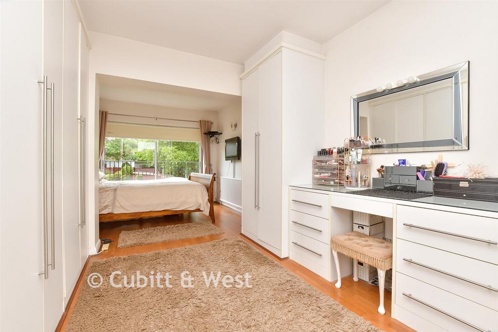 Harefield Avenue, South Cheam SM2 - View 3