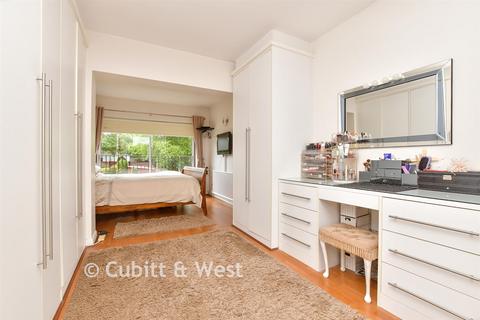 undefined, Harefield Avenue, South Cheam SM2