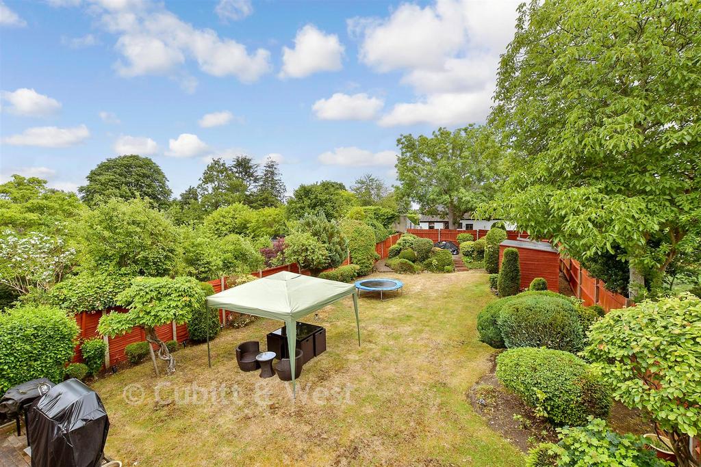 Harefield Avenue, South Cheam SM2 - View 4