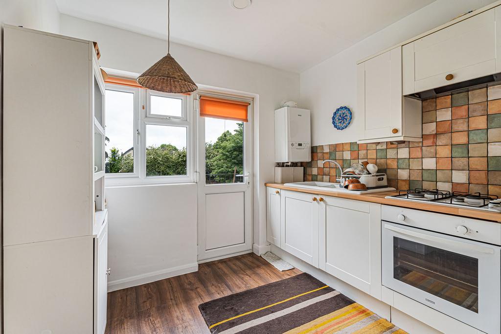 Apartment in Oxford, Summertown - View 4