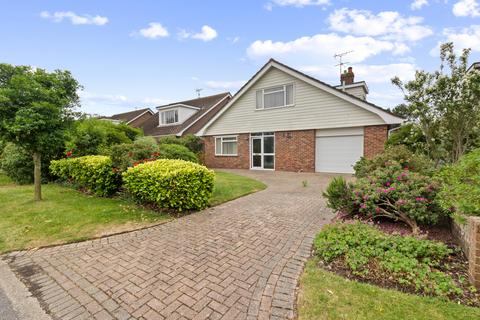 2 bedroom detached house for sale, Regis Avenue, Aldwick Bay Estate, Bognor Regis, West Sussex PO21