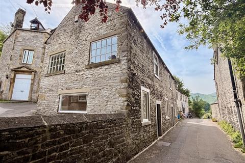 Studio to rent, Market Place, Castleton, Hope Valley