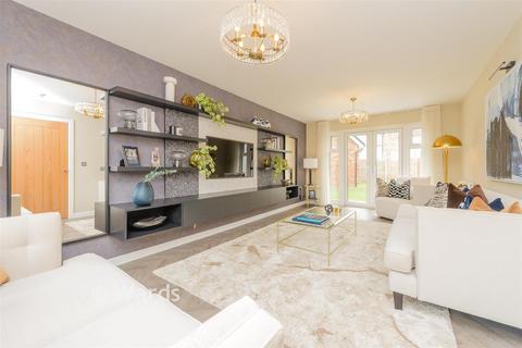 4 bedroom detached house for sale, Highlands Hill, Swanley, Kent
