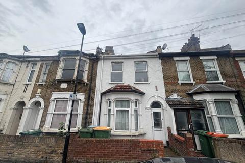 6 bedroom house to rent, Seventh Avenue, Manor Park, London