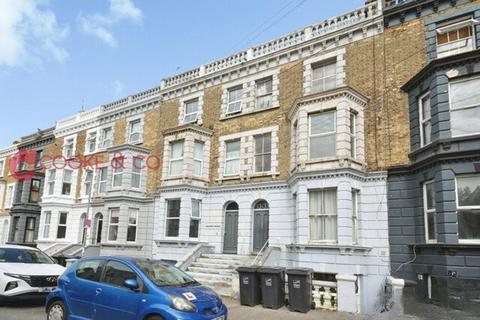 2 bed flat/apartment for rent in Edgar Road, Margate, CT9 2EJ