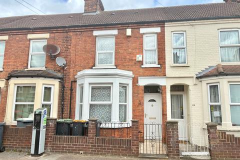 2 bedroom house to rent, Maryville Road, Bedford, MK42