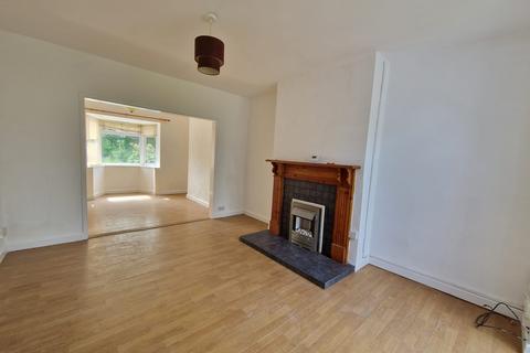 4 bedroom terraced house to rent, Burnthill Lane, Rugeley, WS15 2HZ