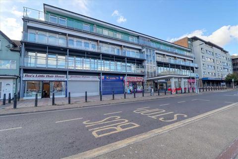 2 bedroom apartment for sale, Clacton on Sea CO15