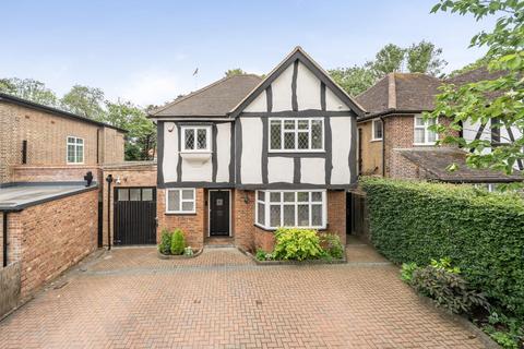 4 bedroom detached house for sale, Chestnut Avenue, Edgware HA8