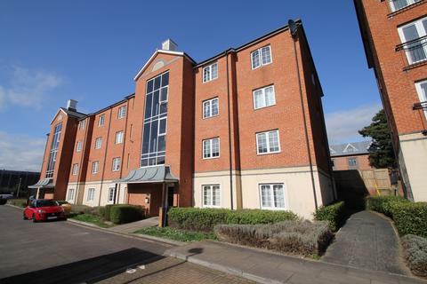 2 bedroom flat to rent, Lime Court, Great Western Road, Gloucester, GL1