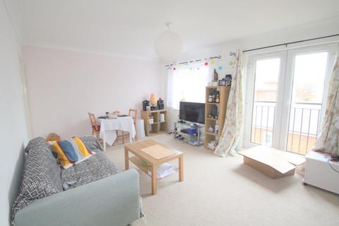 2 bedroom flat to rent, Lime Court, Great Western Road, Gloucester, GL1
