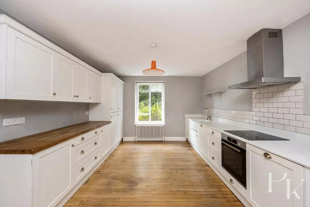 Furze Hill, Hove BN3 3 bed flat for sale - £475,000