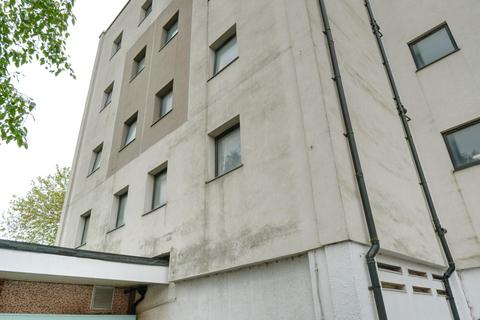 1 bed house for rent in  Hide Street, Stoke-on-Trent ST4