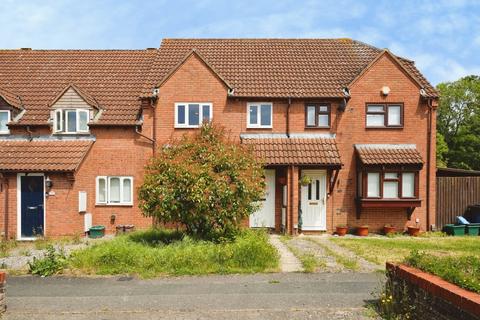 Terraced house - Apperley Drive, Quedgeley, Gloucester, Gloucestershire, GL2