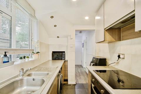 3 bedroom end of terrace house for sale, Oxlow Lane, Dagenham, ESSEX, RM9