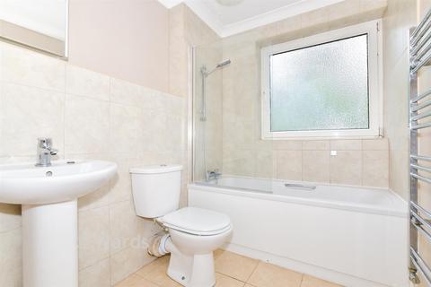 2 bedroom apartment for sale, Tonbridge Road, Maidstone, Kent